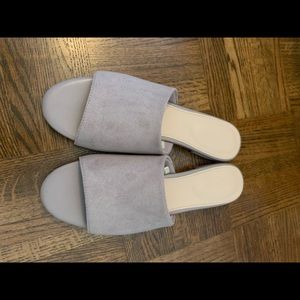 Open toe flat mules